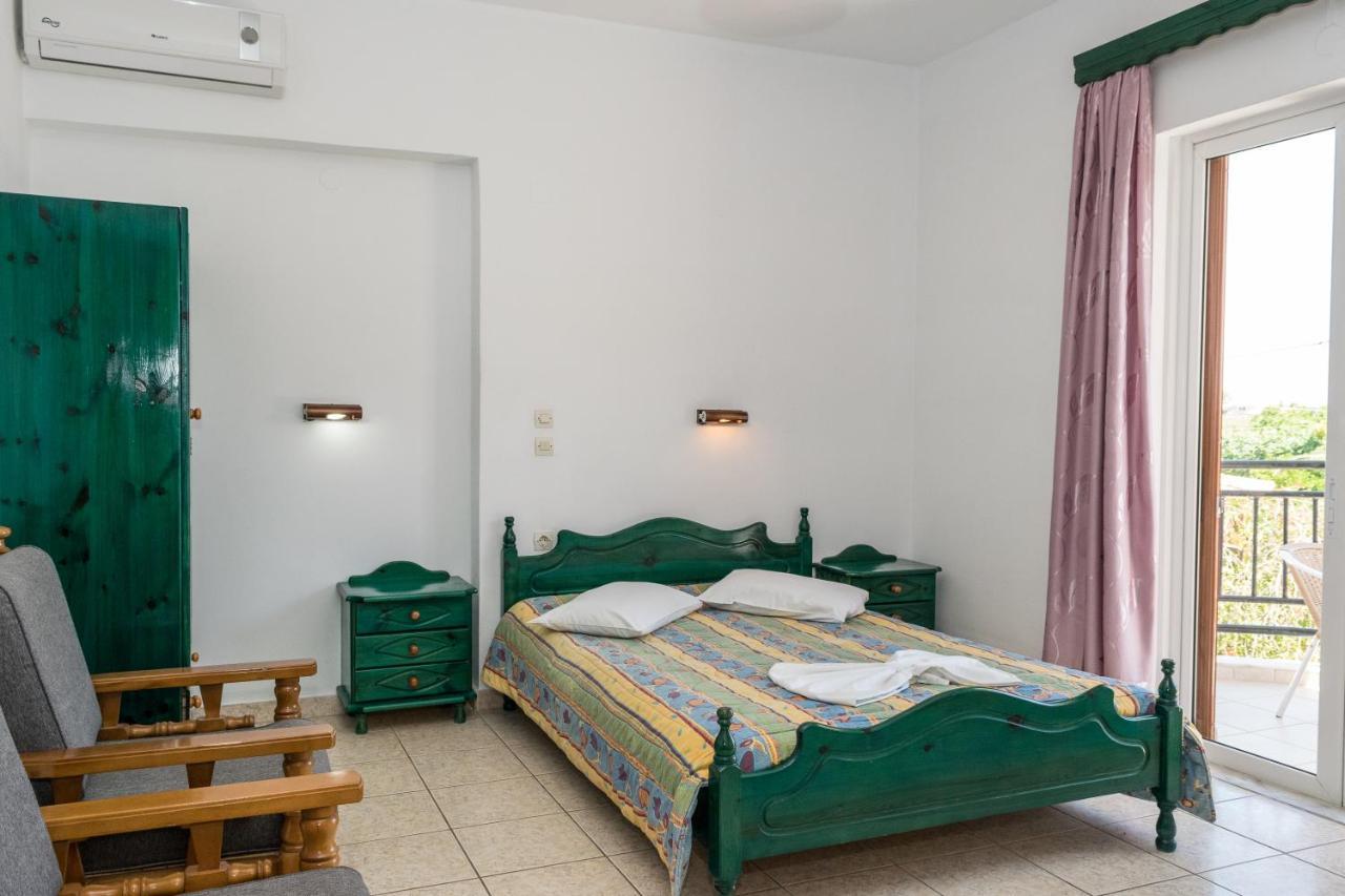 Costas Hotel Kalamákion 外观 照片