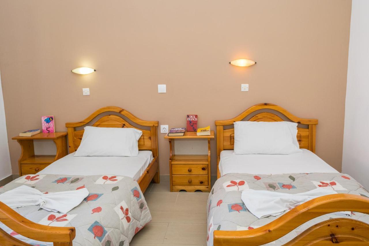 Costas Hotel Kalamákion 外观 照片
