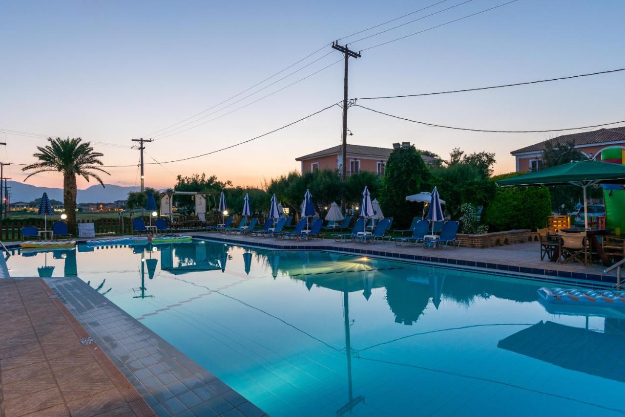 Costas Hotel Kalamákion 外观 照片
