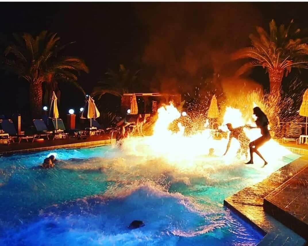 Costas Hotel Kalamákion 外观 照片